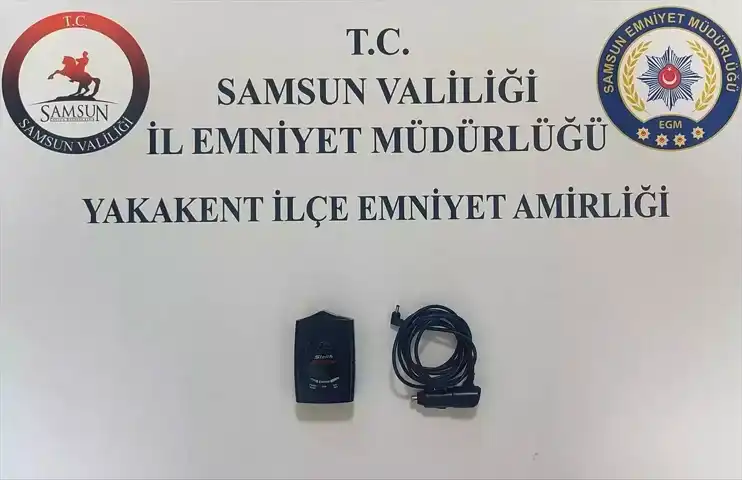 Yakakent'te Araçta Radar Cihazı Bulundu